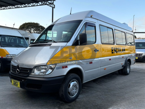 MERCEDES SPRINTER 413 2008 ESCOLAR 28 LUGARES ÔNIBUS EXTRA LONGA COMPLETA