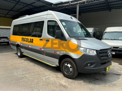 MERCEDES SPRINTER 517 BIG 2025 ESCOLAR 32 LUGARES ÔNIBUS NO DOCUMENTO 0KM COMPLETA