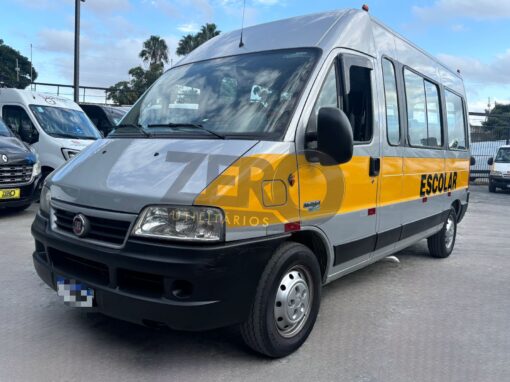 Fiat Ducato Multi 2015 Escolar 28 Lugares Ônibus no Documento Teto Alto